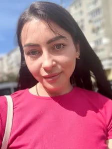 sexcityguide.com cherry001 profile on OnlyFans in ukraine category