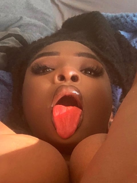 sexcityguide.com etherealerykah profile on OnlyFans in ebony category