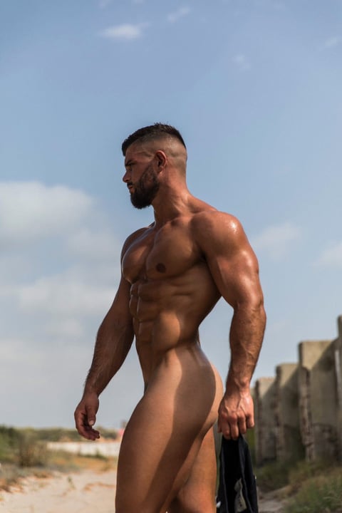 sexcityguide.com fabien26218780 profile on OnlyFans in hairy category