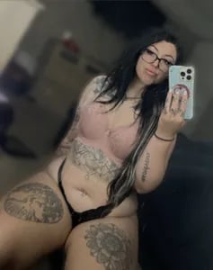 sexcityguide.com gore_baby profile on OnlyFans in chubby-fat-curvy-bbw category