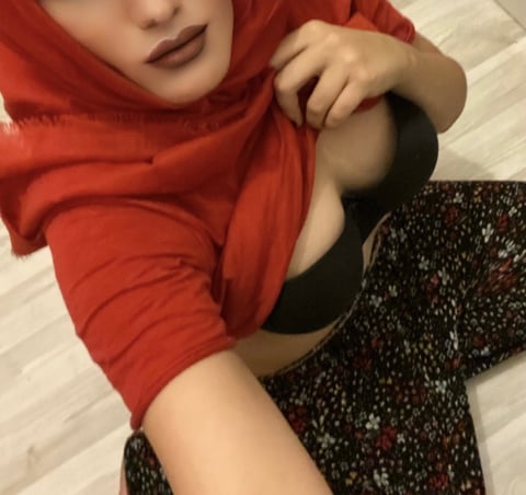 sexcityguide.com hijabbgirl profile on OnlyFans in hijab category