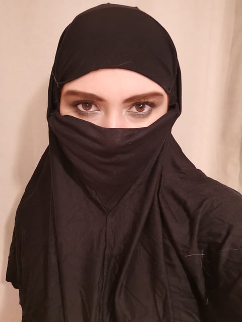 sexcityguide.com hijabibambie profile on OnlyFans in hijab category