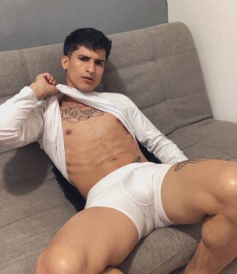 sexcityguide.com jordantorres18 profile on OnlyFans in jordan category