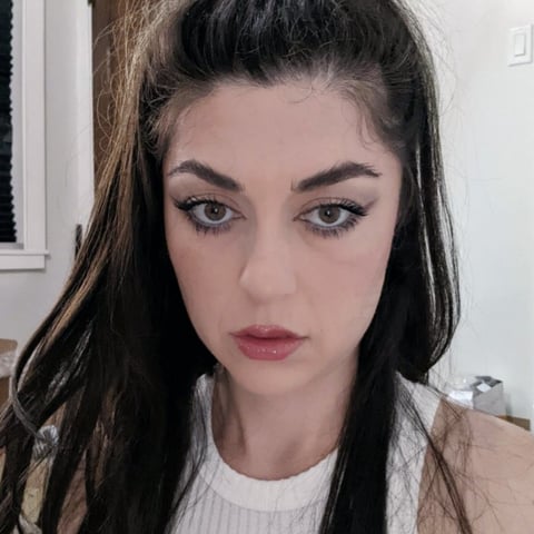 sexcityguide.com kirachats profile on OnlyFans in twitch-streamers category