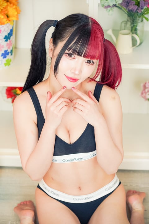 sexcityguide.com maki_itoh profile on OnlyFans in japan category